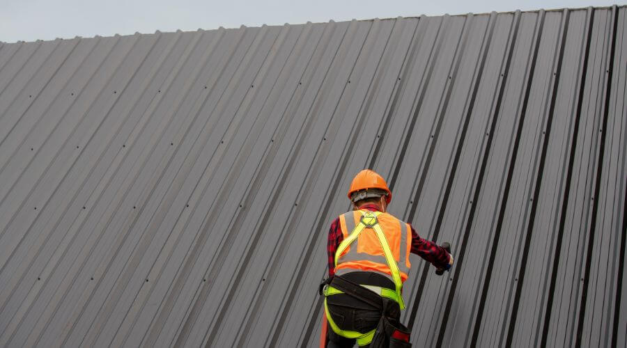 Expert top industrial roofings services in Burton, OH